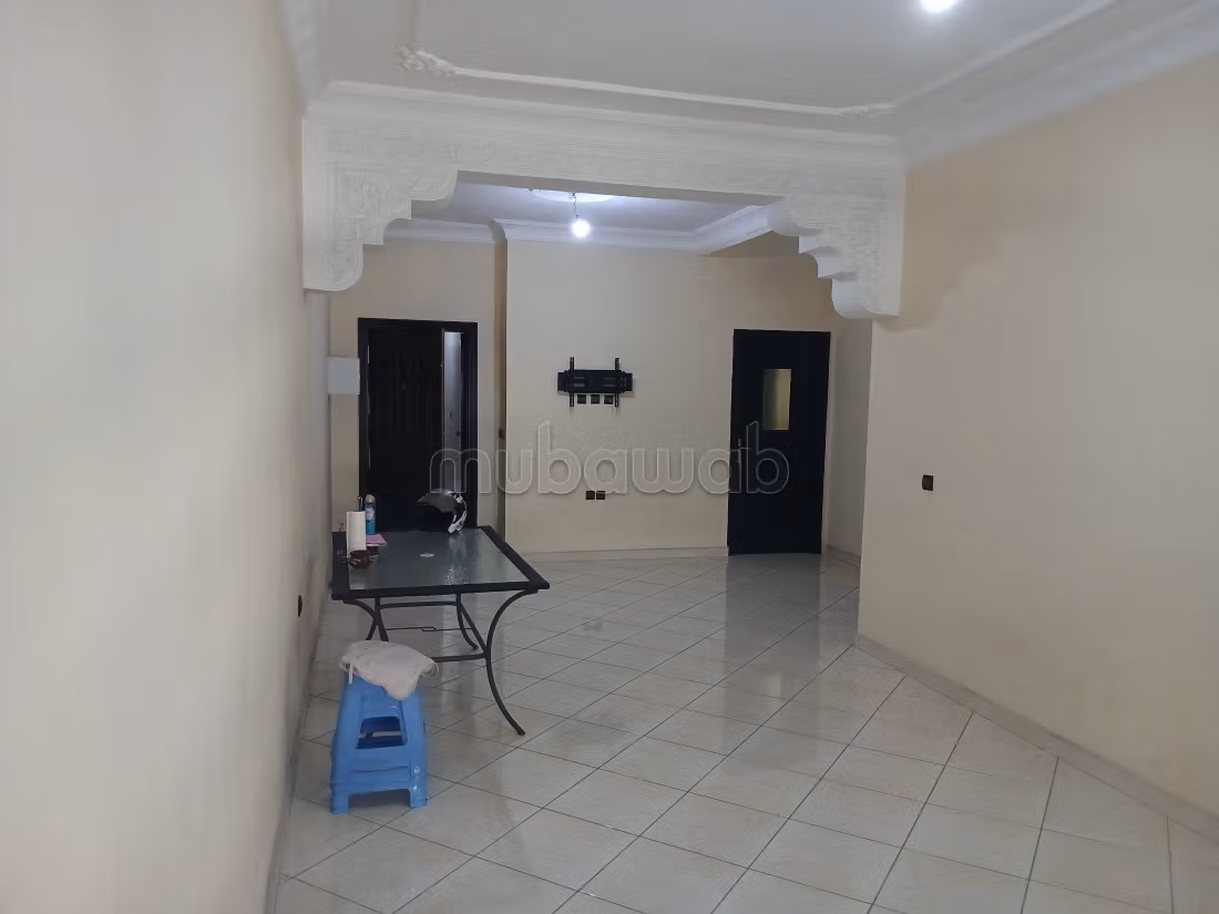 Appartement tres propre quartier drissia