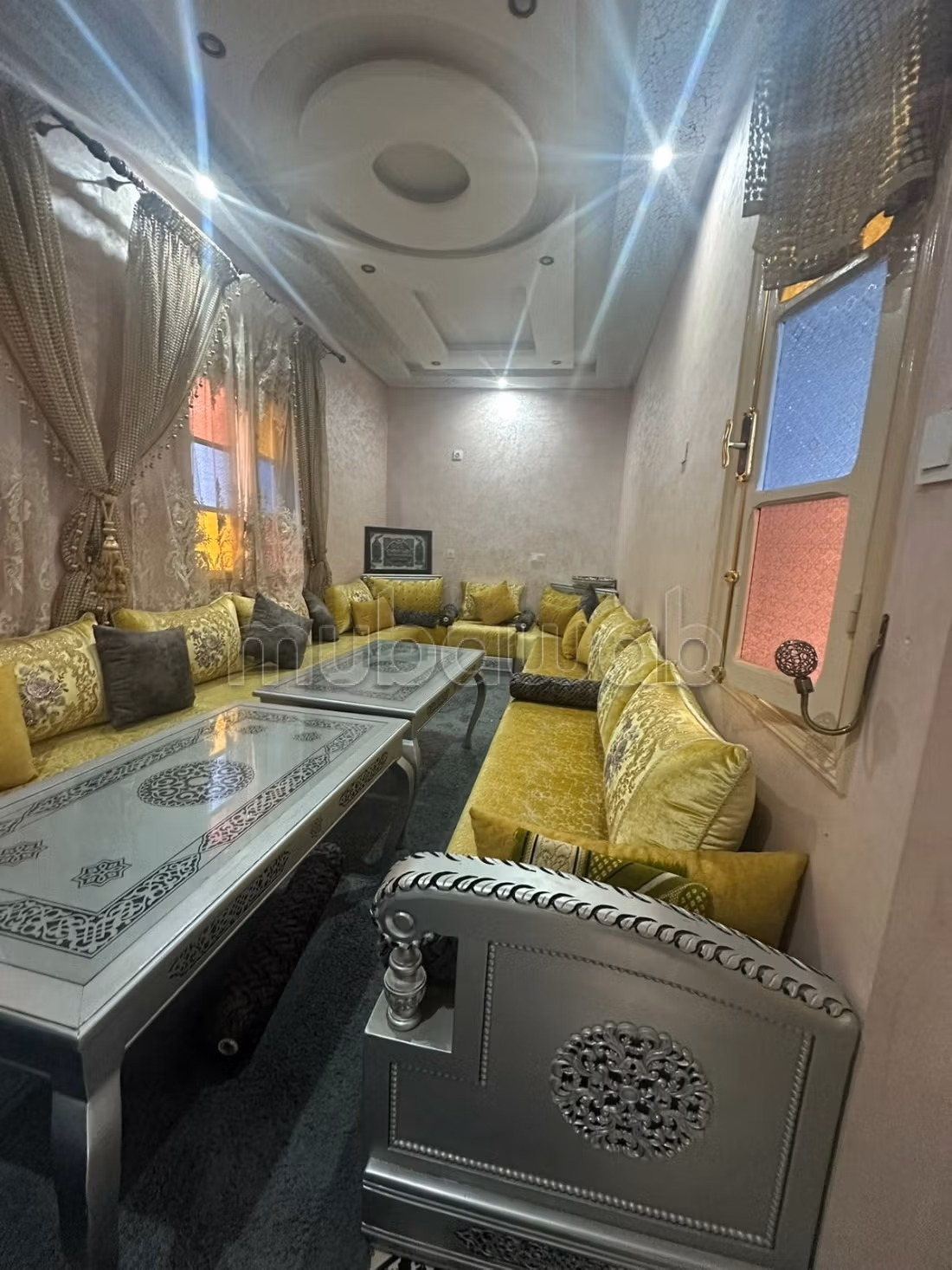 Beau riad 5 chbs de 130 m2 au sol bab Doukkala