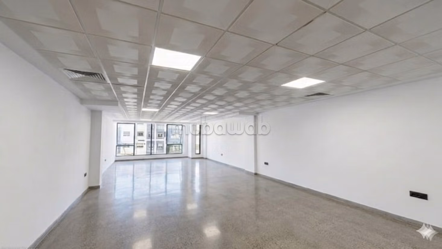 Nuovo Ufficio Professionale di 95m² in Affitto - Centro di Kénitra