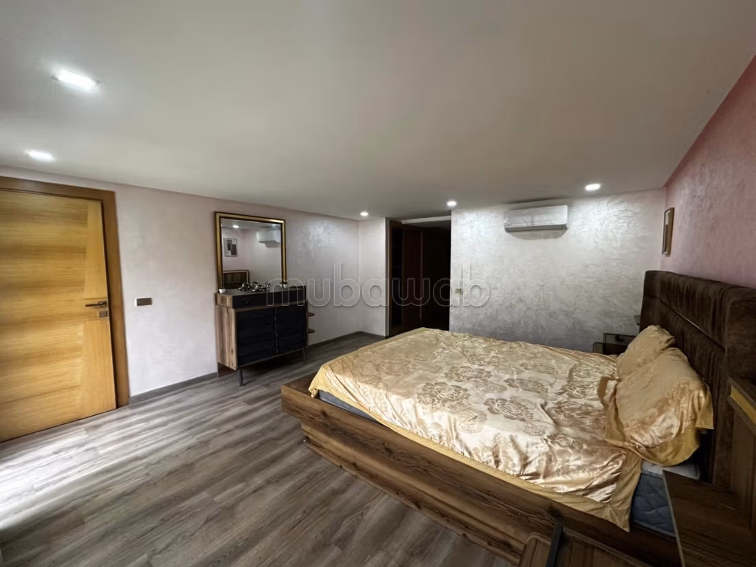 Appartement à vendre à Tantonville. 
1 Pièce. 
Bien meublé — 5