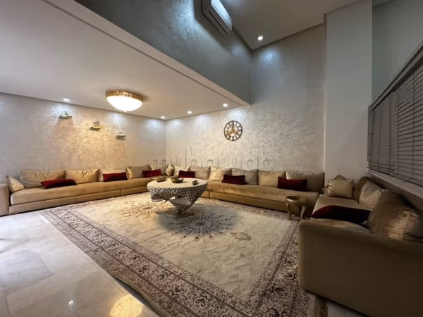 Appartement à vendre à Tantonville. 
1 Pièce. 
Bien meublé