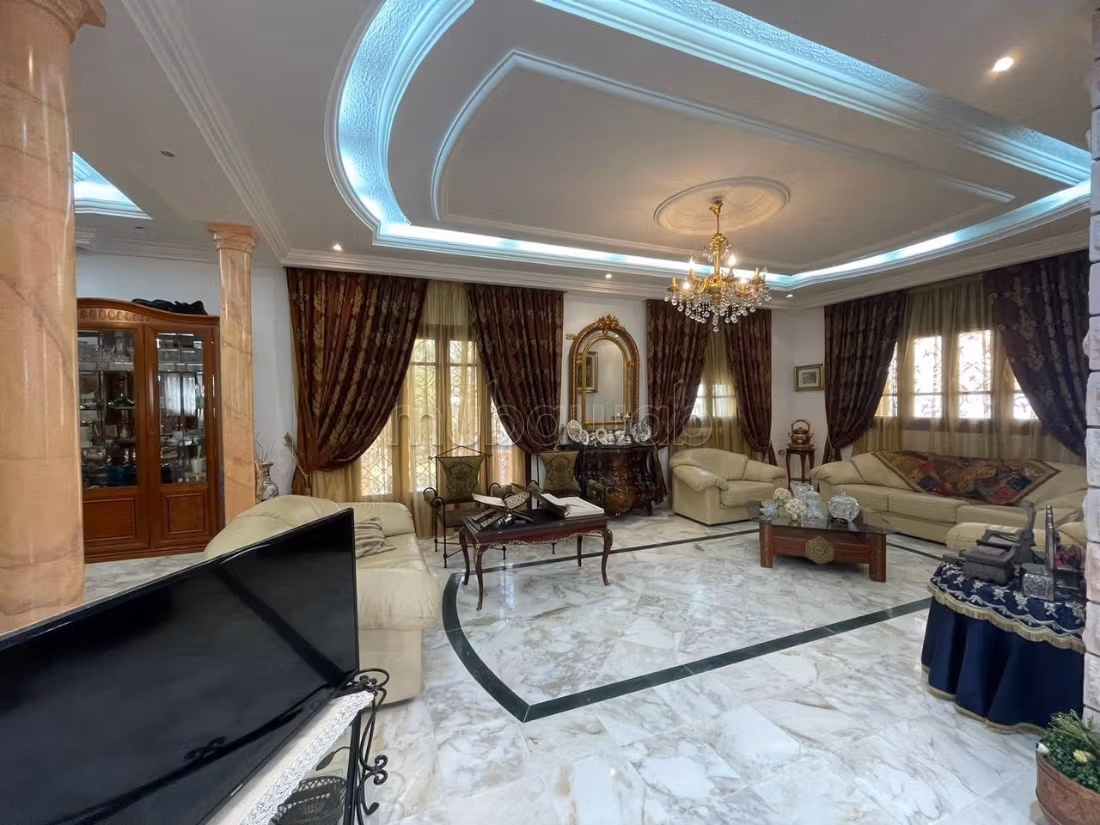 A vendre: Villa de Luxe à La Soukra