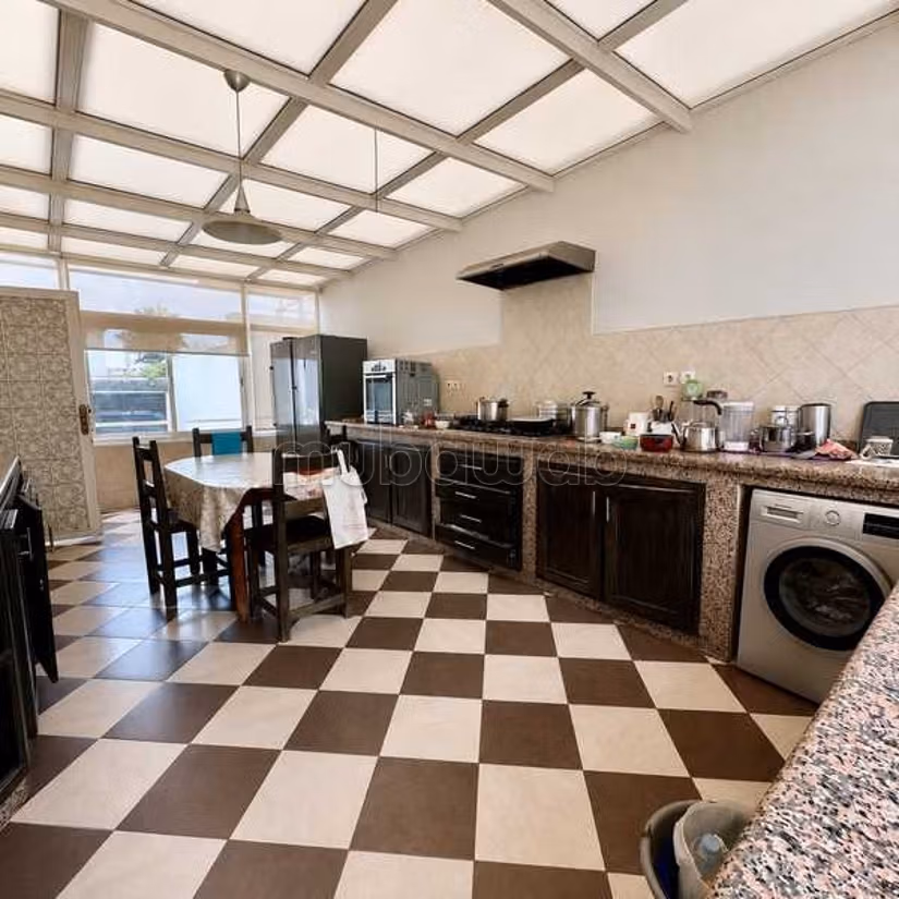 Villa en Venta de 629.0 m² en Casablanca, Sidi Maarouf