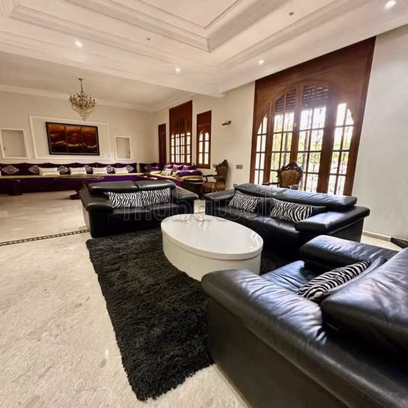 Villa en Venta de 629.0 m² en Casablanca, Sidi Maarouf
