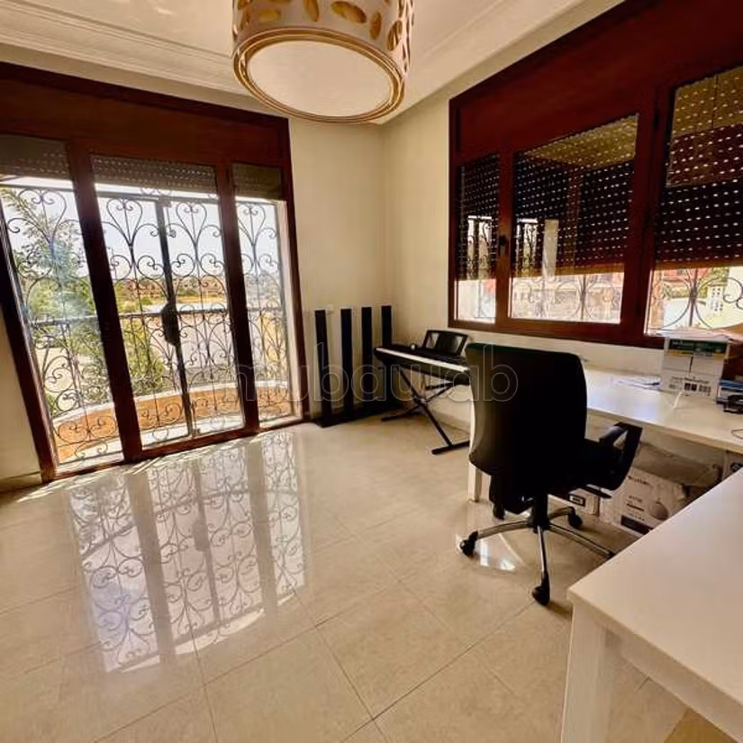 Villa en Venta de 629.0 m² en Casablanca, Sidi Maarouf
