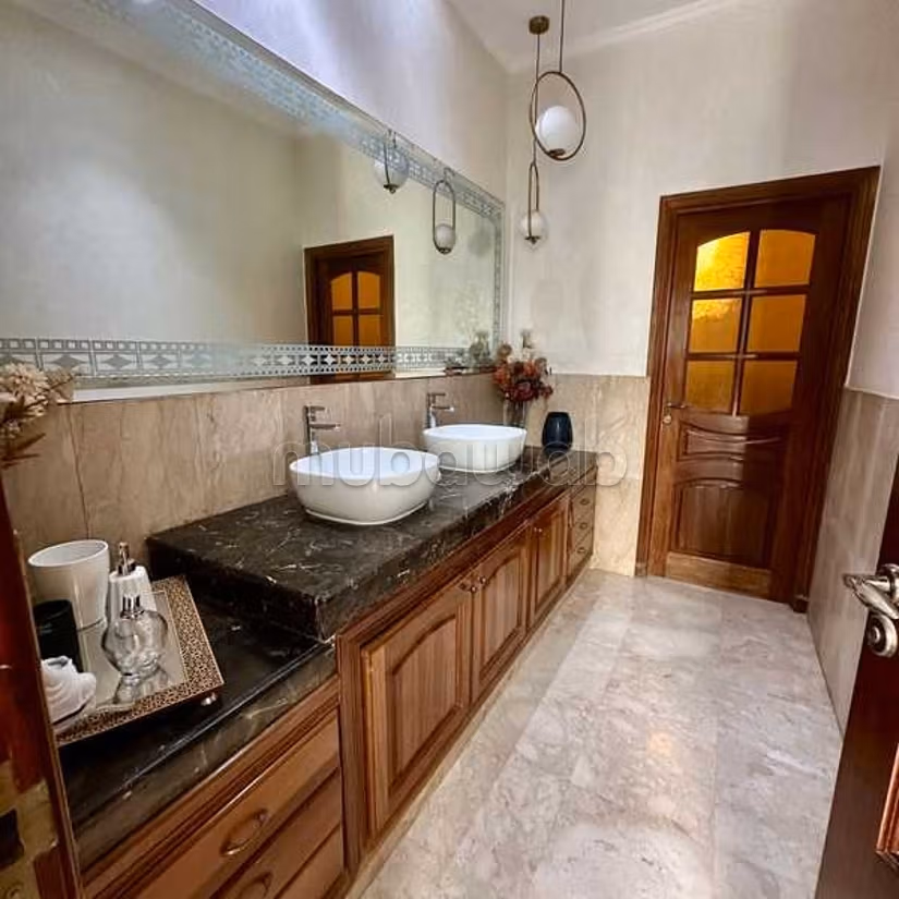 Villa en Venta de 629.0 m² en Casablanca, Sidi Maarouf