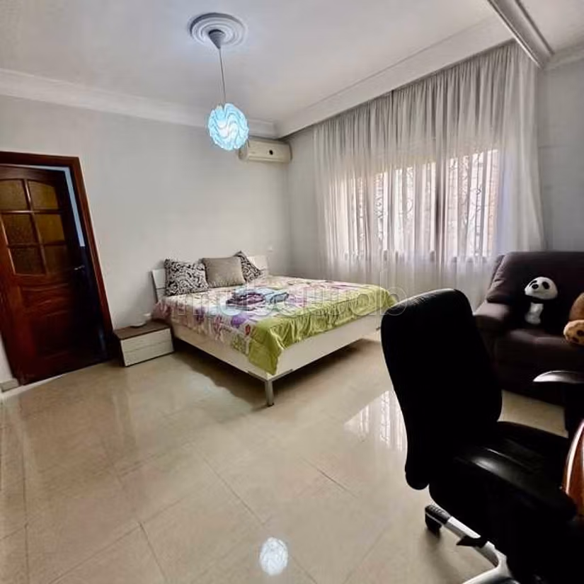 Villa en Venta de 629.0 m² en Casablanca, Sidi Maarouf