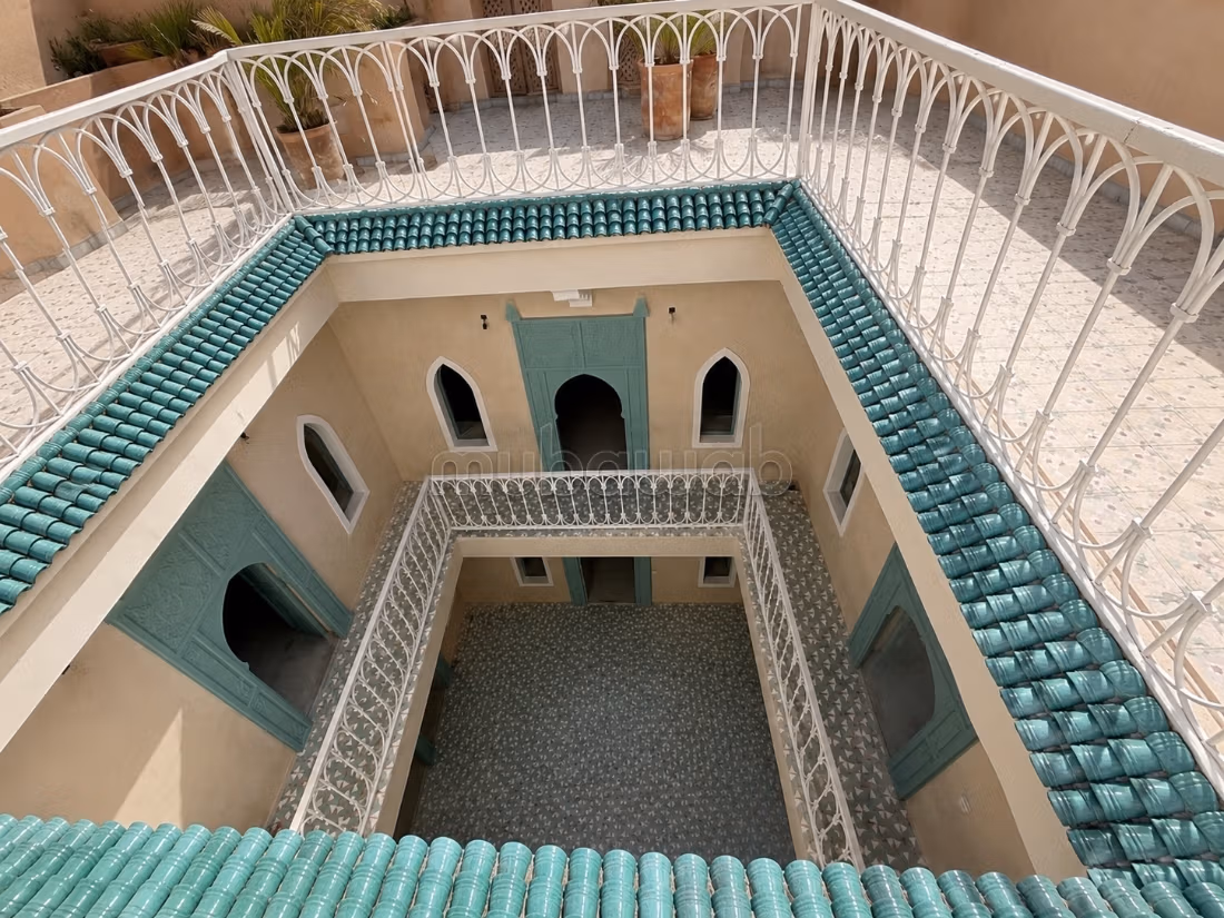 Riad 7 Chambres à 200 m de la Place avec Piscine Rooftop