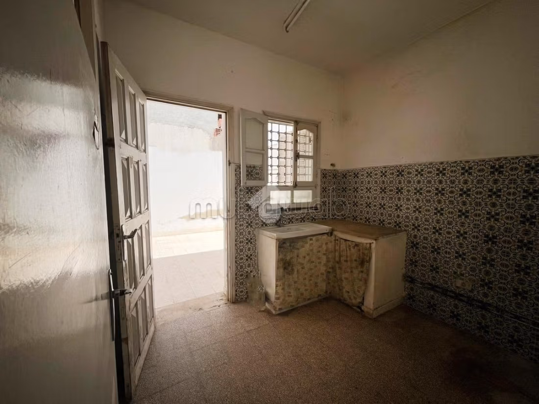 Semi-detached villa for sale