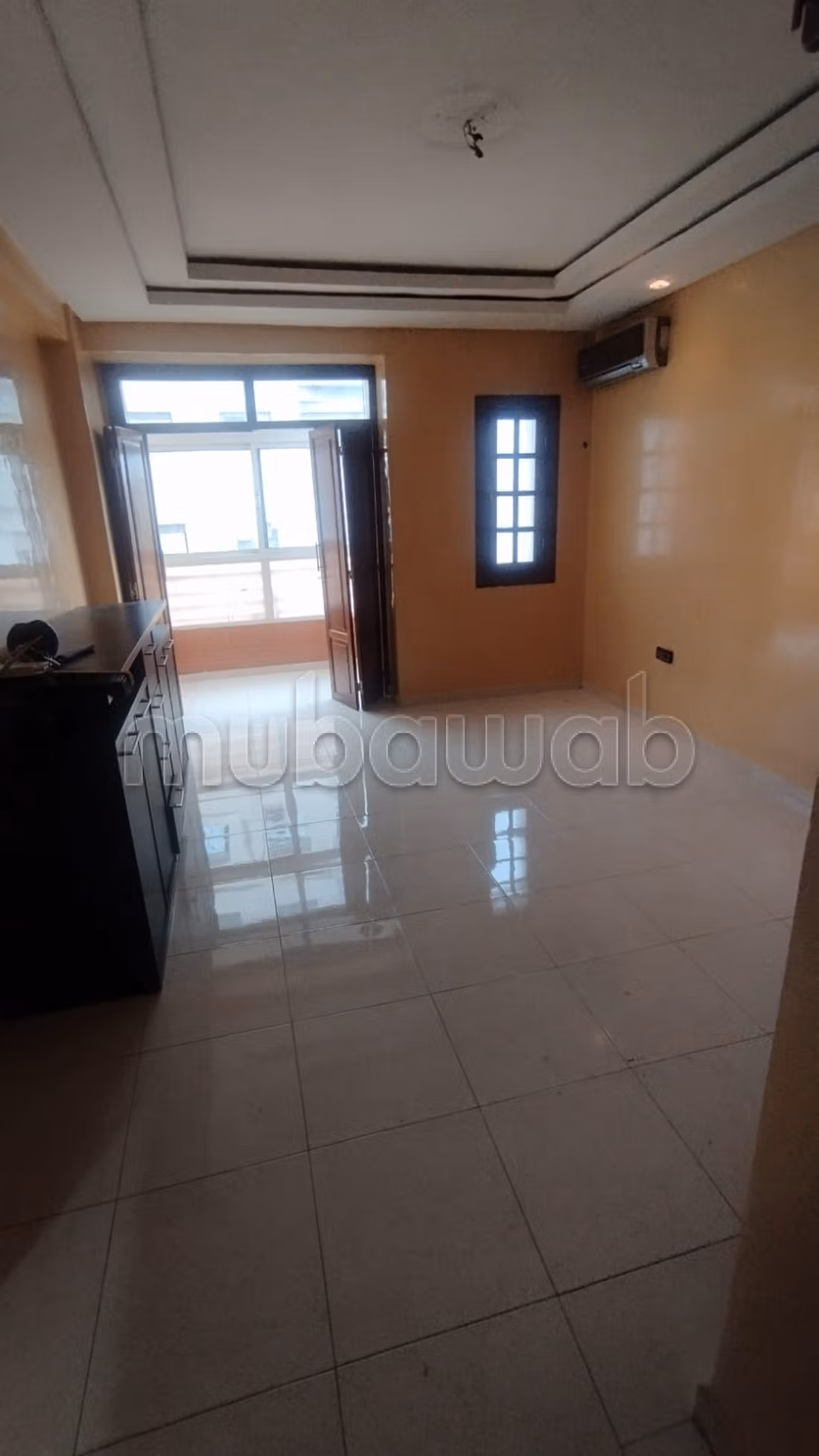3 bedroom apartment for rent La Gironde empty