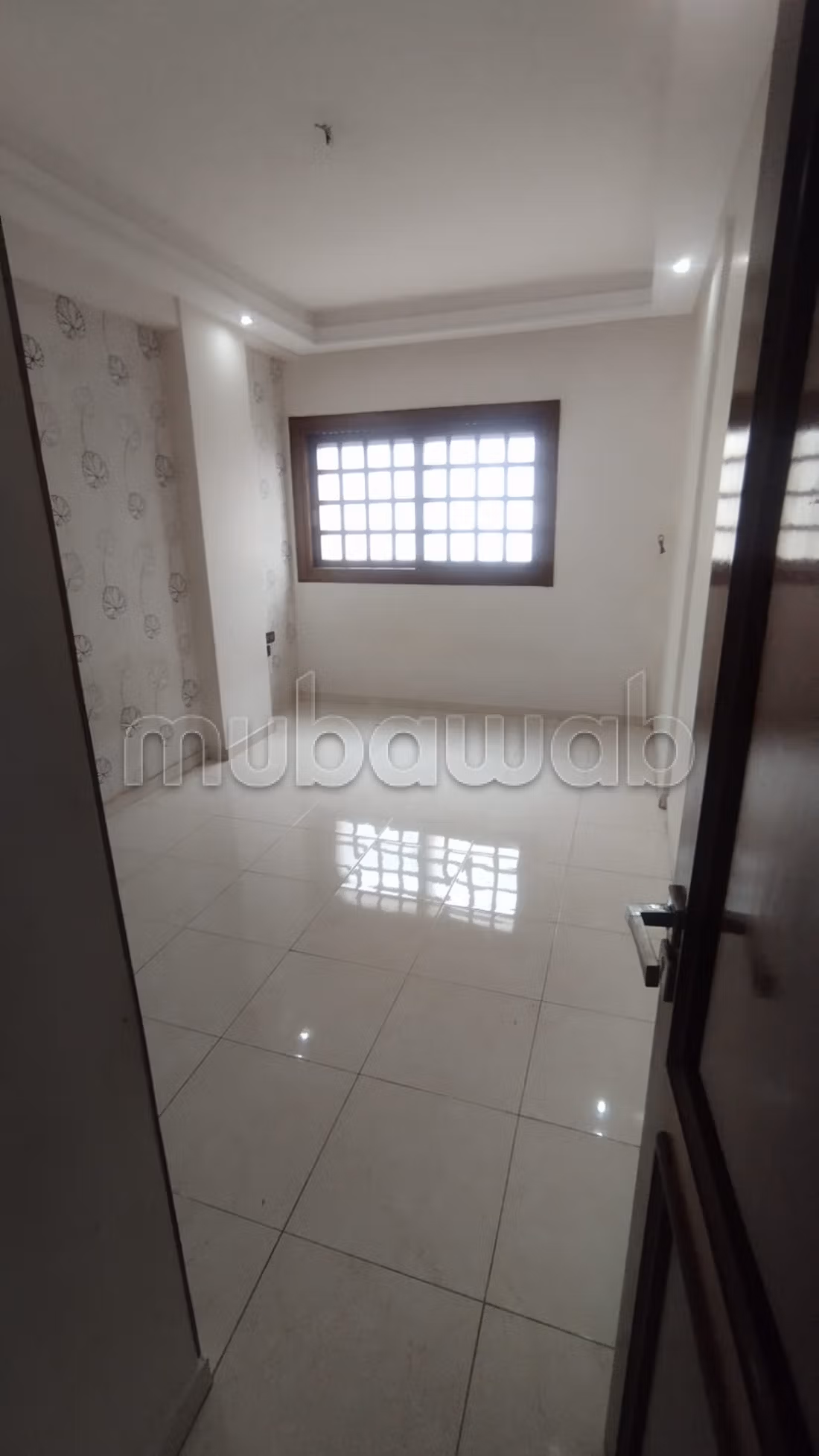3 bedroom apartment for rent La Gironde empty