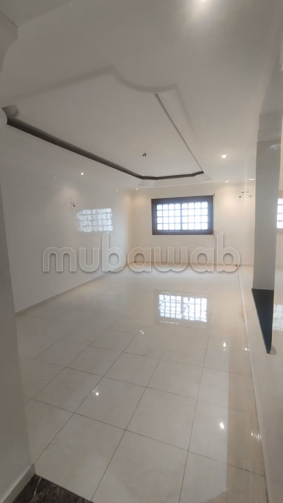 3 bedroom apartment for rent La Gironde empty