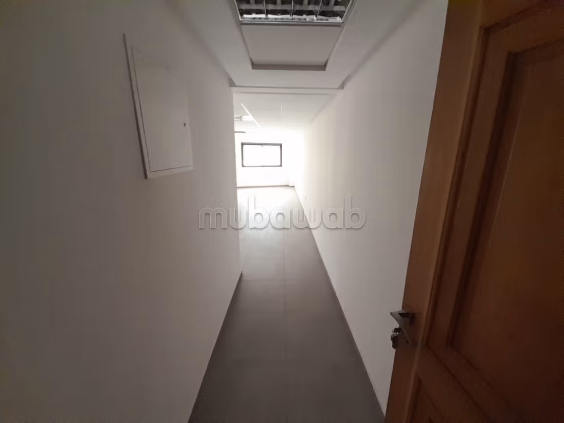 Ufficio di 68 m² in affitto a Majorelle