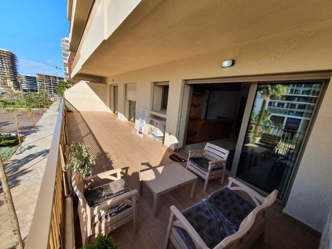 Á louer splendide appartement 2 ch CFC