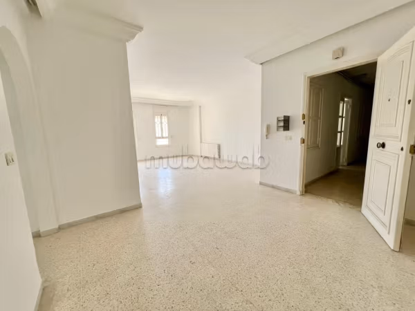 A Vendre Appartement S4 à Ain Zaghouen