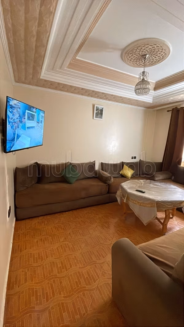 Apartments for rent in the Mohammed neighborhood. 2 excellent rooms. Strong door, Moroccan living room