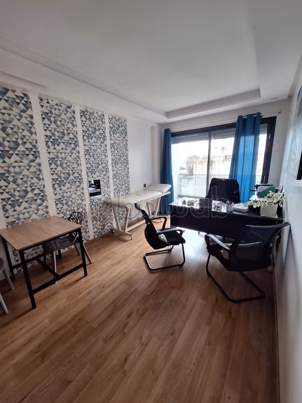 Ufficio di 53 m², Borgogna Ovest