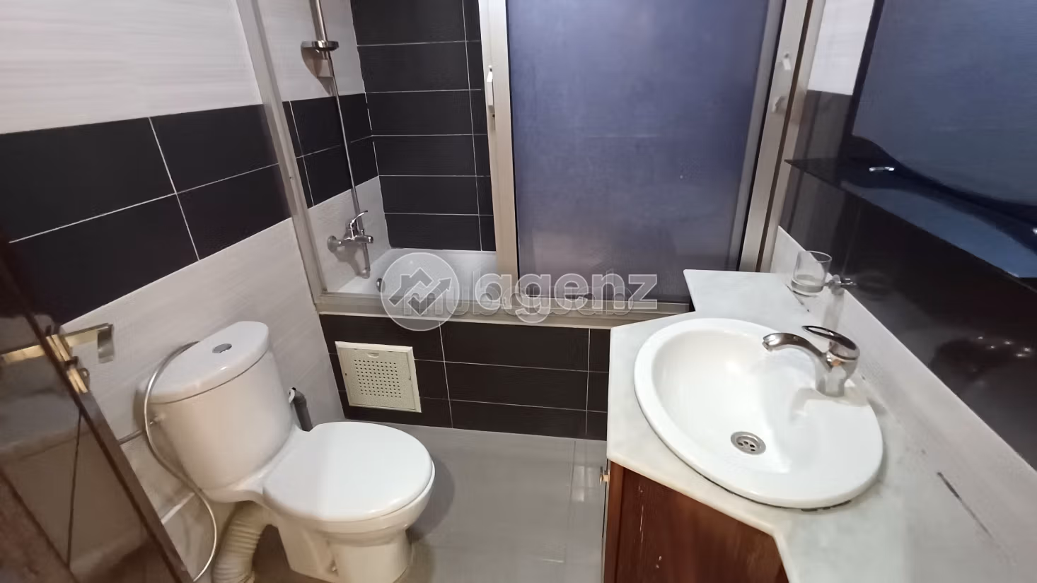 Appartement 115 m² à Hay Moulay El Kamel — 18