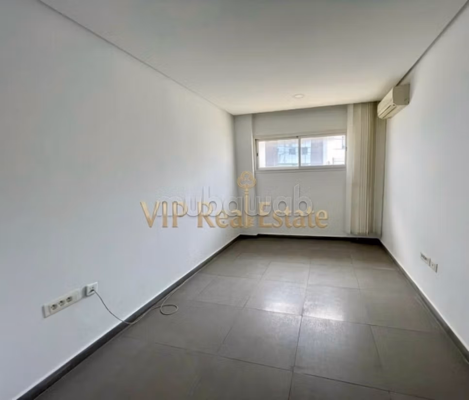 For rent High standard office H1 Lac 2