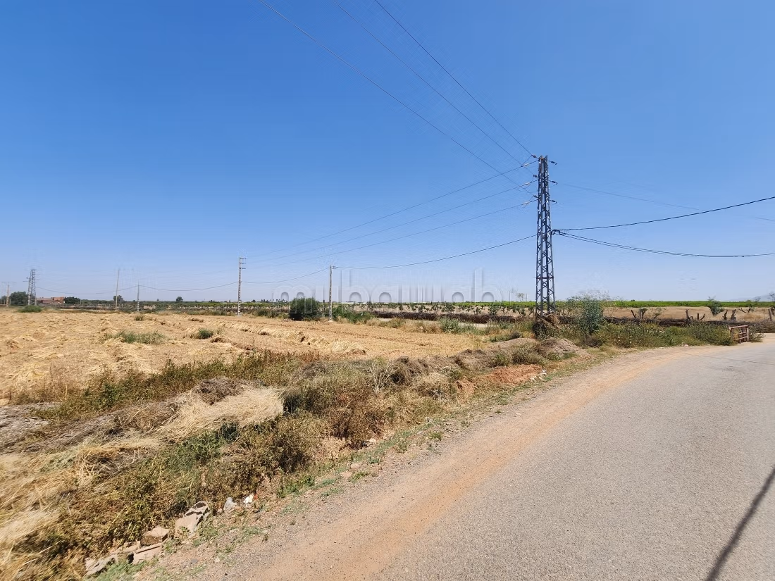 À vendre – exceptionnel terrain titré de 46 738 m² sur la route d’ourika – marrakech