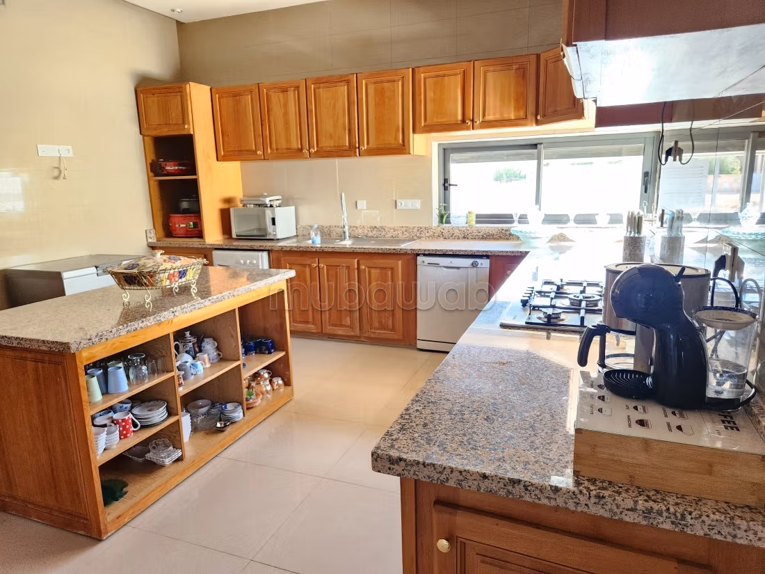 Beautiful Furnished Villa Location Without Overlooking