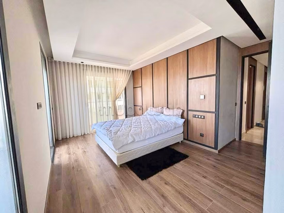 Superbe Appartement 2ch Meublé à CFC — 6