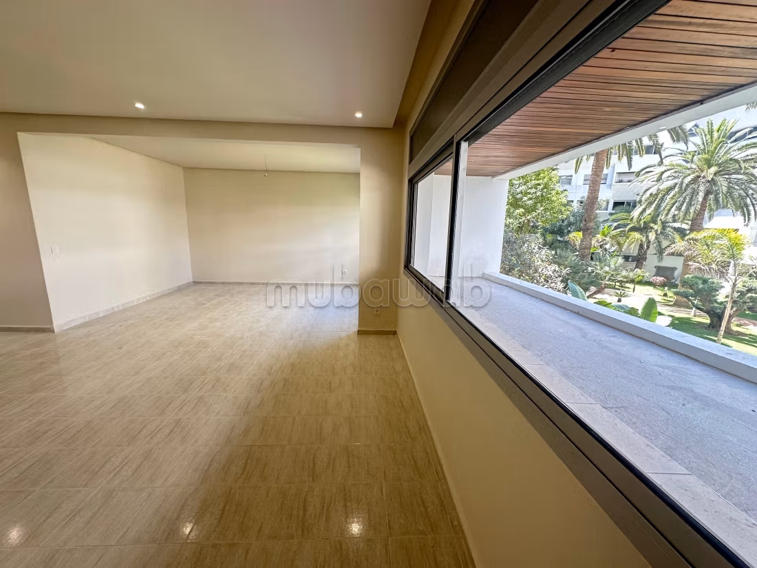 Très bel appartement de 2 chambres neuf jamais habité à la location sur Moulay youssef — 2