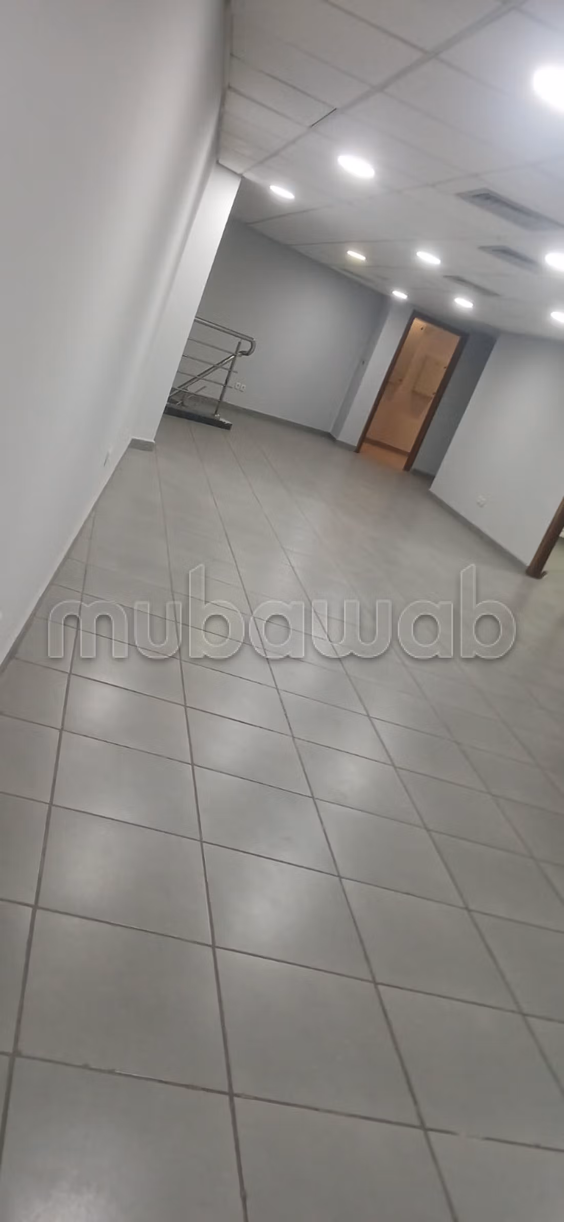 En alquiler local comercial 280m2 Valfleury
