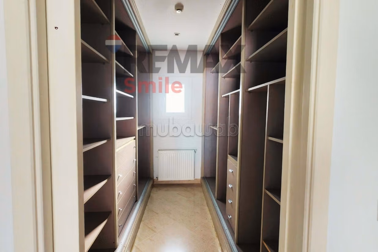 Villa Bureautique 242 m² – Lac 2 Proche MSB