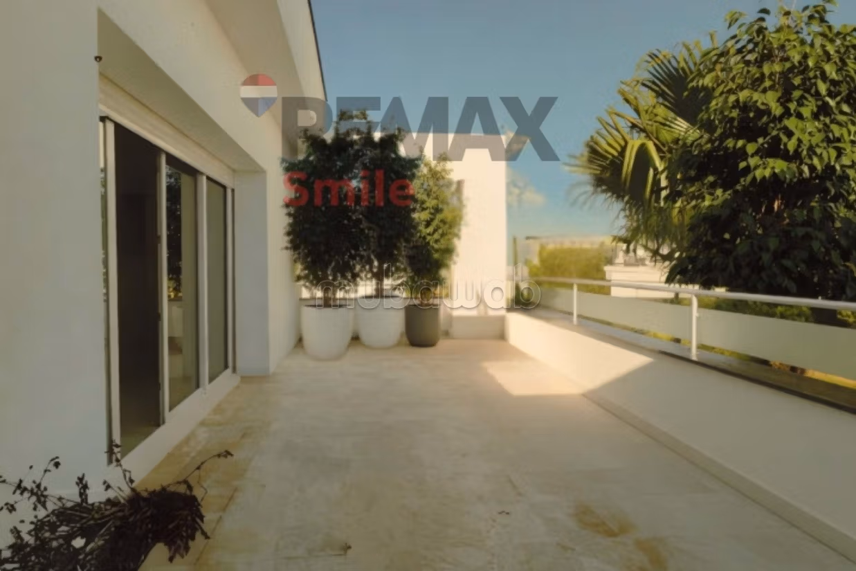 Villa Bureautique 242 m² – Lac 2 Proche MSB