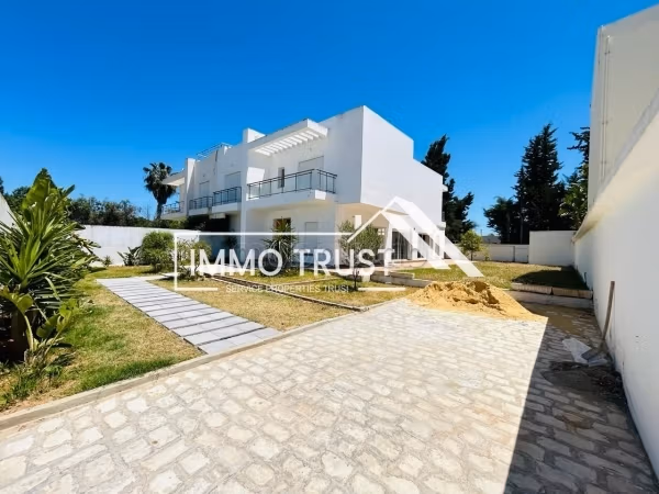 Semi-Detached Villa S4 with Garden in La Soukra