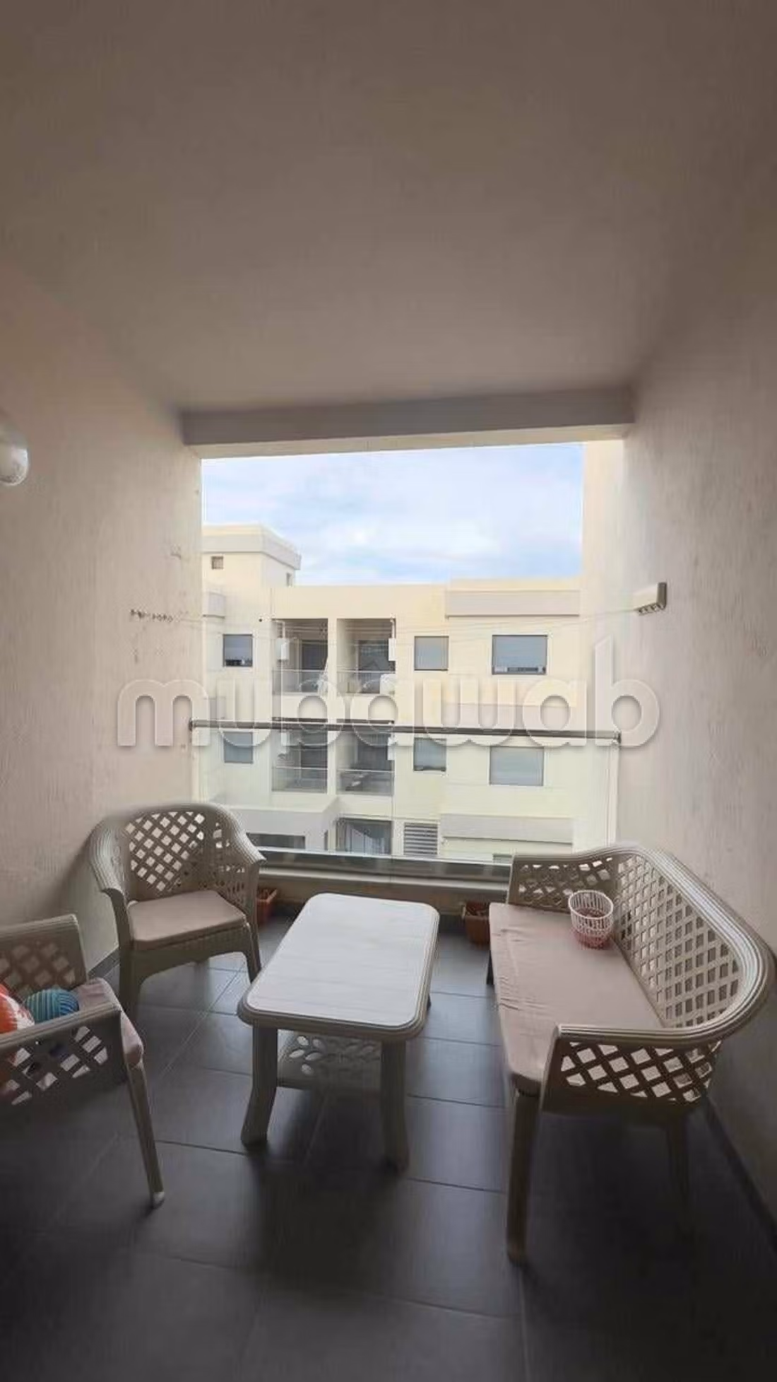 A vendre appartement s2 a La Soukra