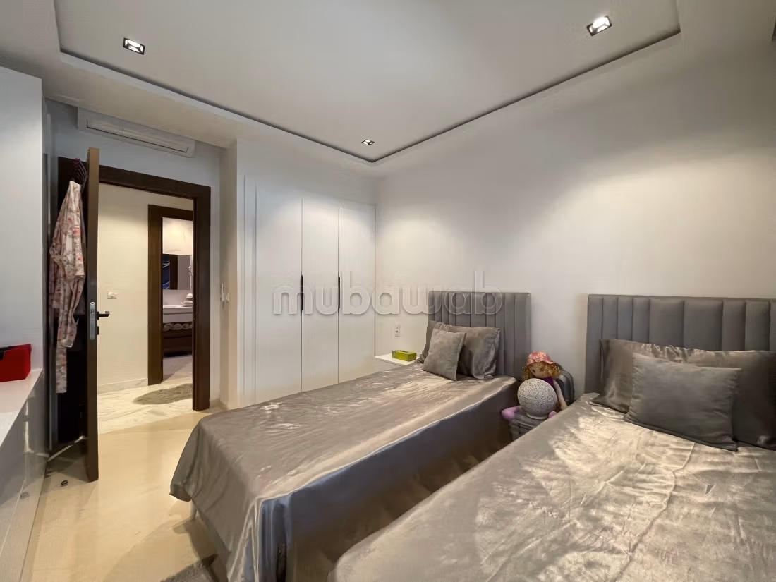 Un appartement S2
