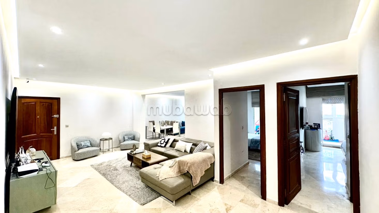 Appartamento in affitto a Maârif Extension. Superficie totale 200 m². Terrazza e ascensore
