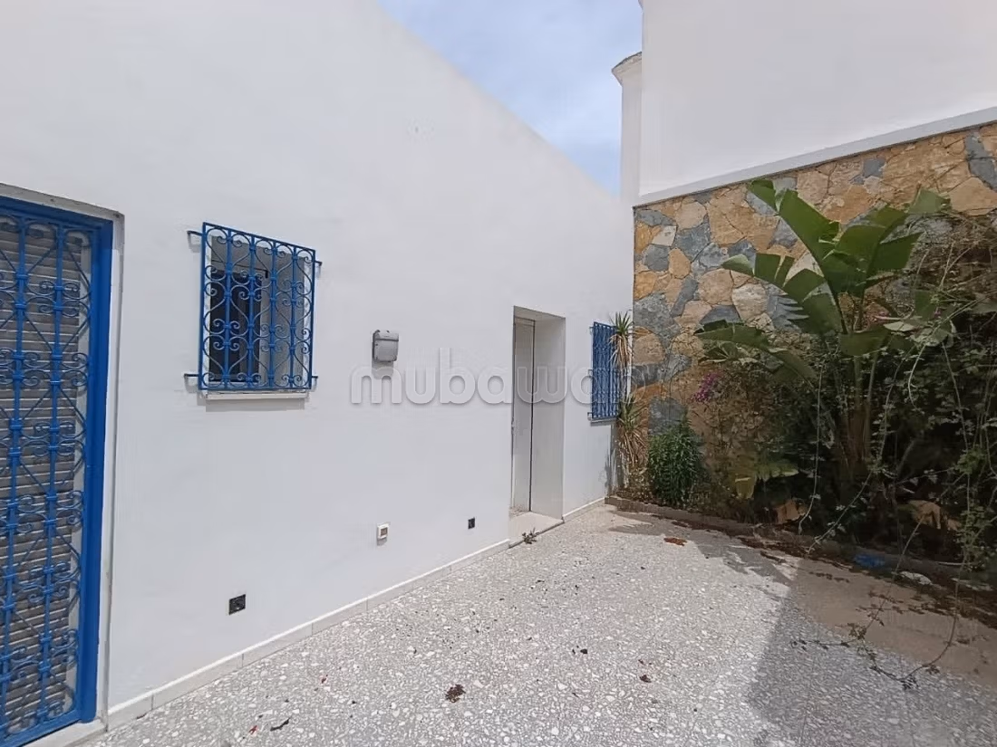 IN VENDITA Casa in stile arabo ristrutturata a El Haouaria