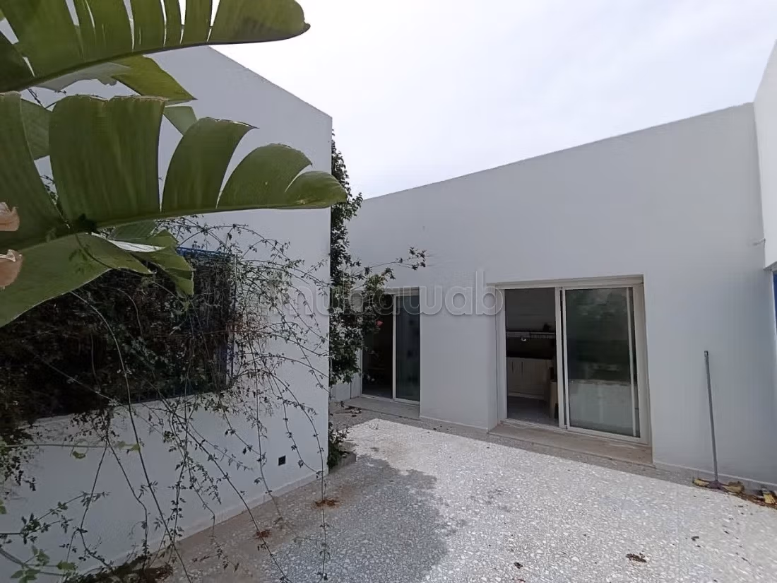 IN VENDITA Casa in stile arabo ristrutturata a El Haouaria
