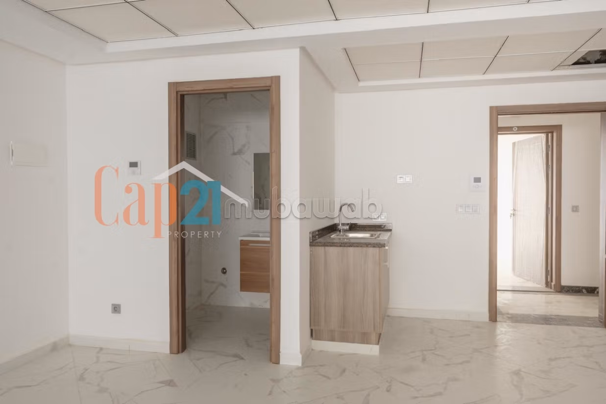 Office space in downtown Nejma for rent