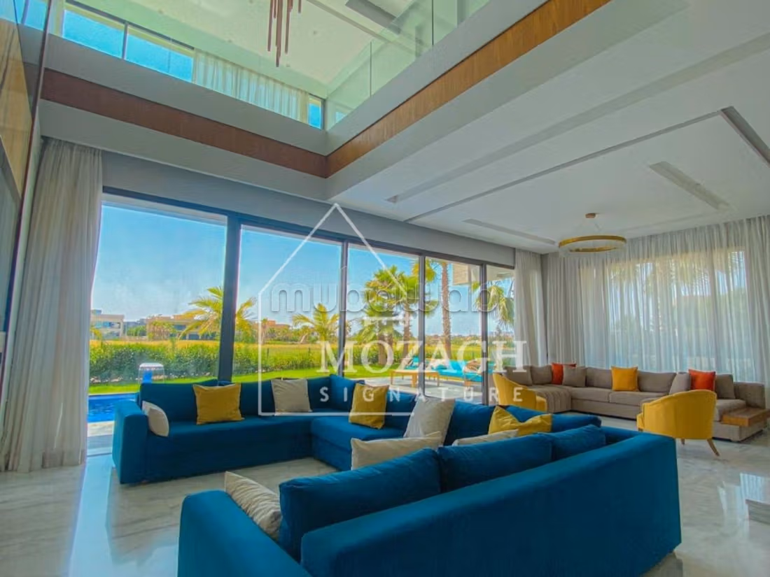 Magnificent modern villa with private pool