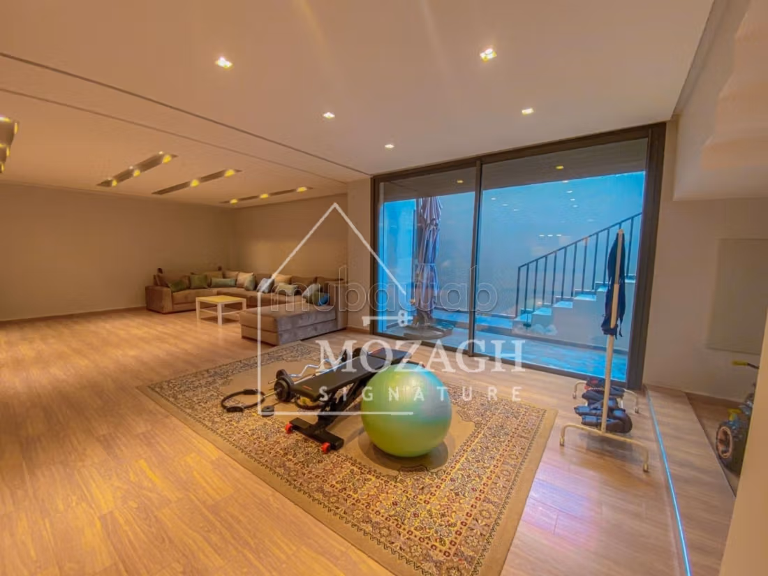 Magnificent modern villa with private pool