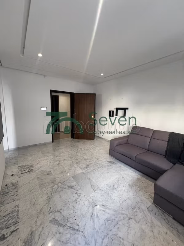 A furnished S1 apartment