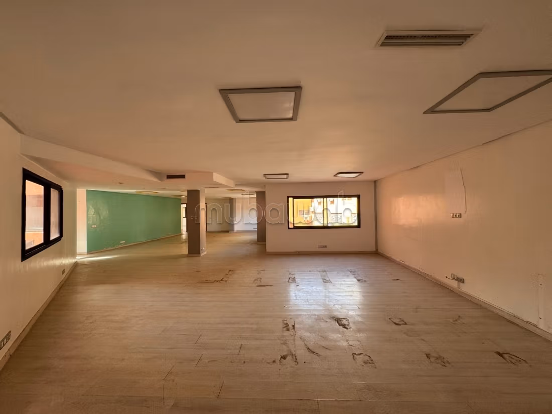 Ufficio spazioso in affitto su Boulevard Mohammed V