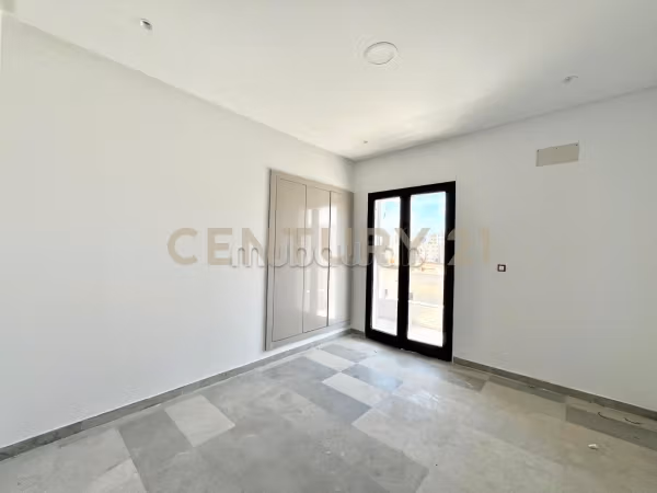For rent: A new H2 office