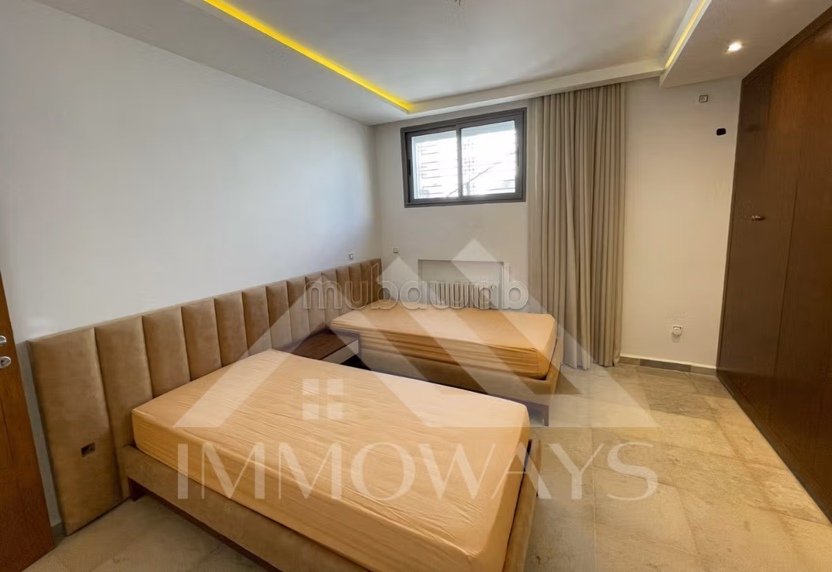 Villa S4 con Giardino in Affitto a Gammarth
