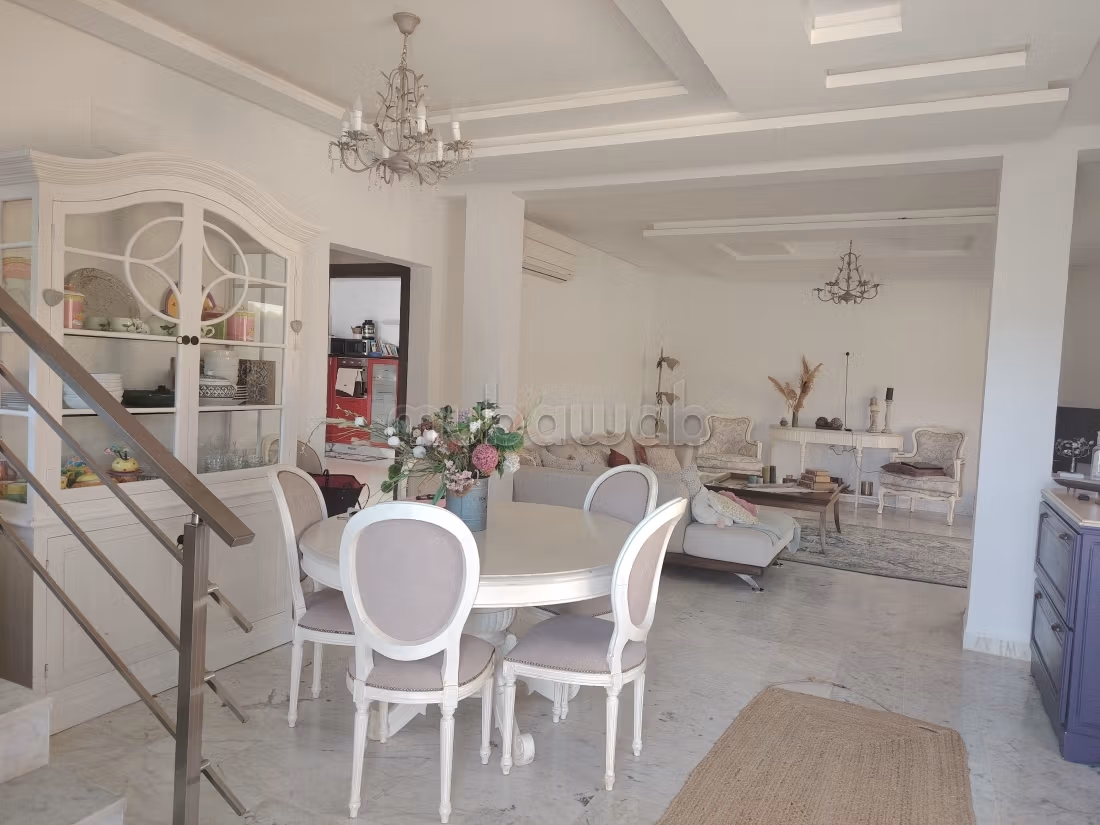Superbo Triplex con Piscina a Gammarth Foresta h