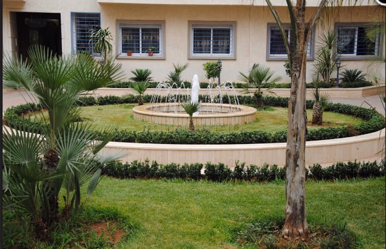 Appt Vide à Louer 110 m² porte Californie 2