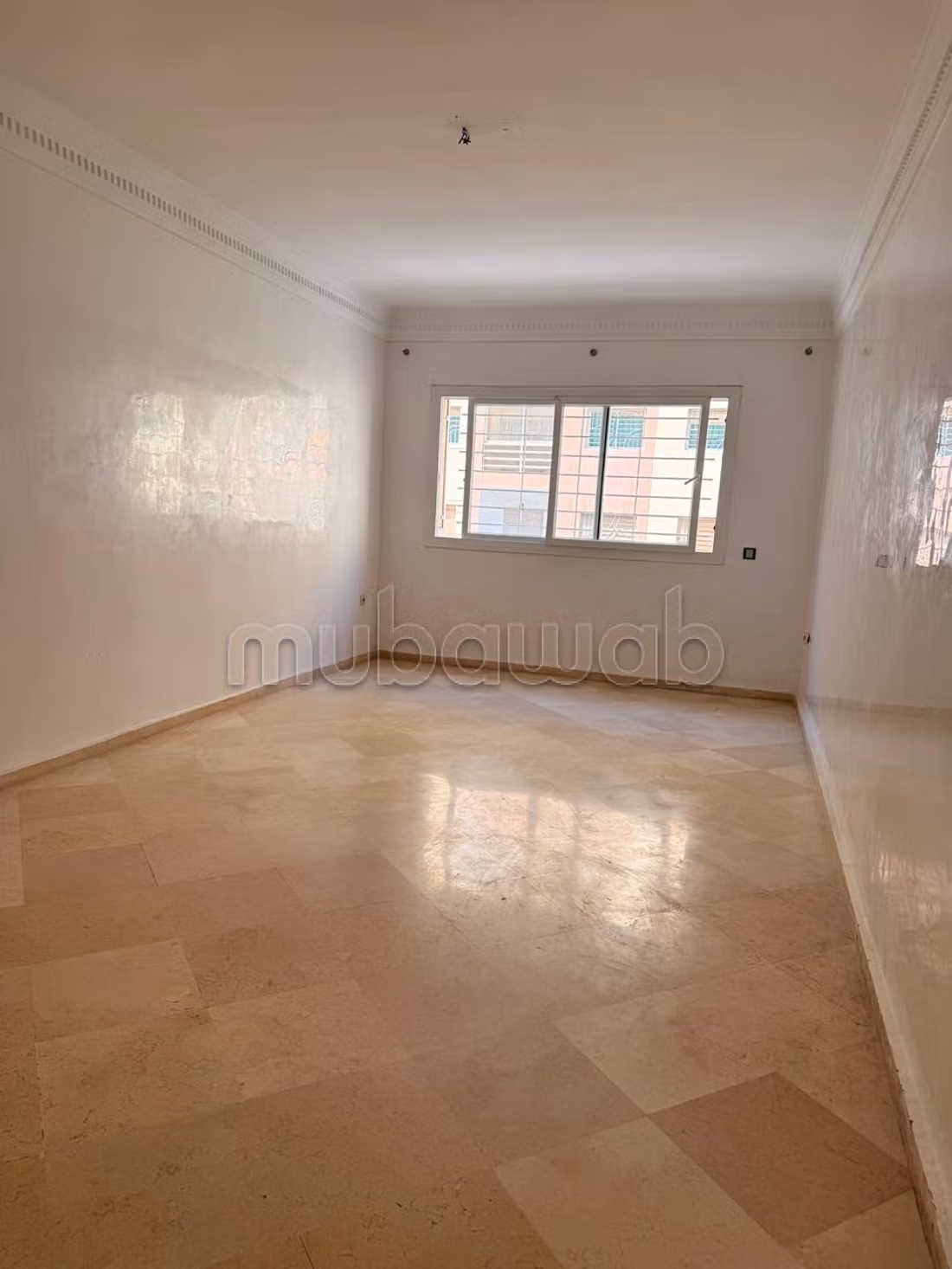 Appt Vide à Louer 110 m² porte Californie 2 — 3
