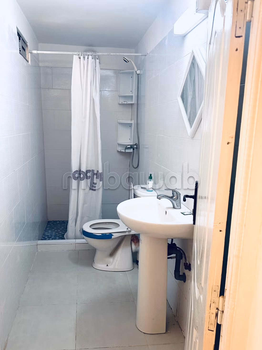 Apartment or studio
