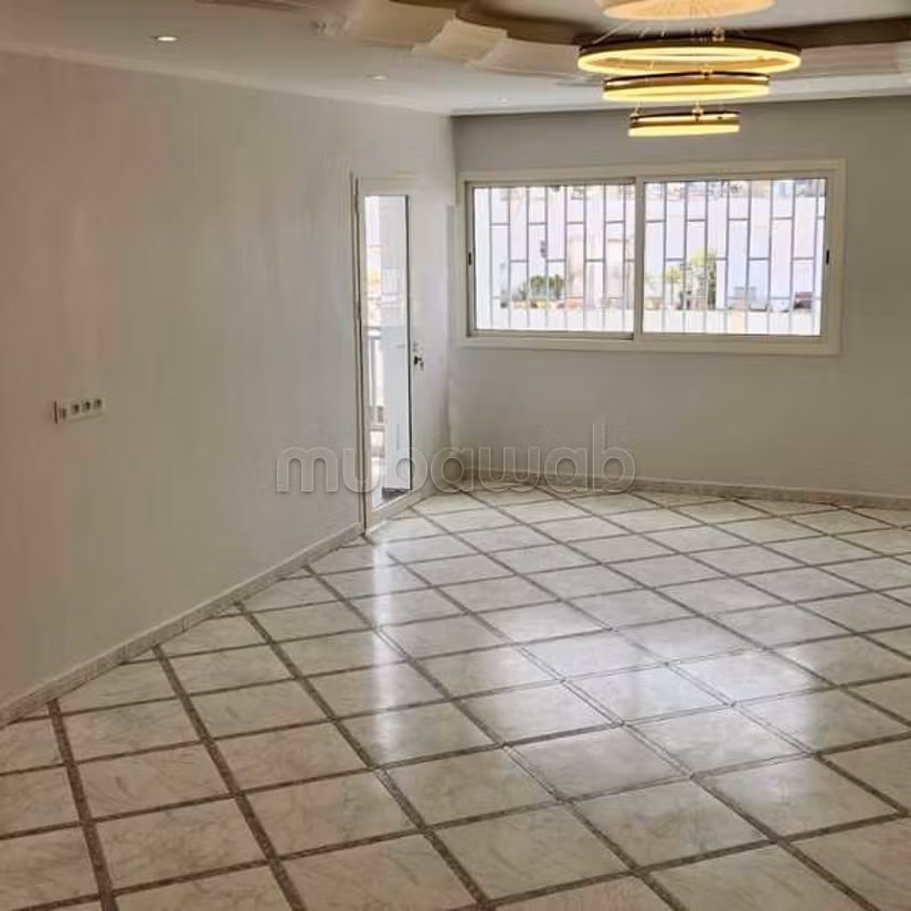 Appartamento in Affitto di 132.0 m² a Casablanca, Burger