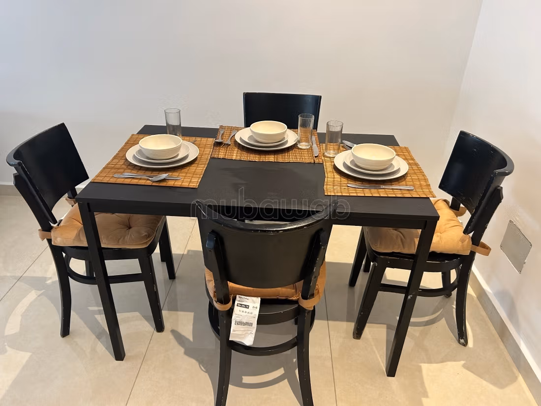 Find an apartment for rent. Surface area 75 m². Well decorated