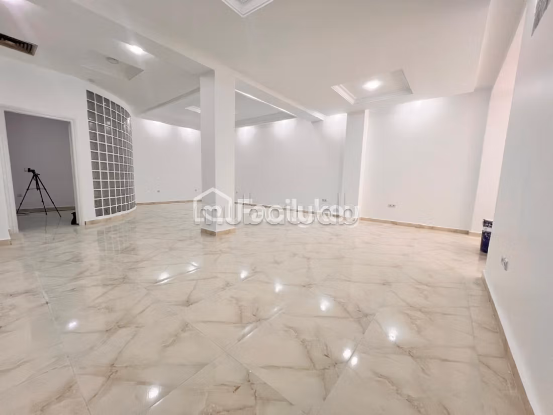 Commercial space of 100 m² in Casablanca